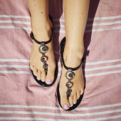 The Hottest Beach Footwear Trends: The Ultimate Style Guide 5